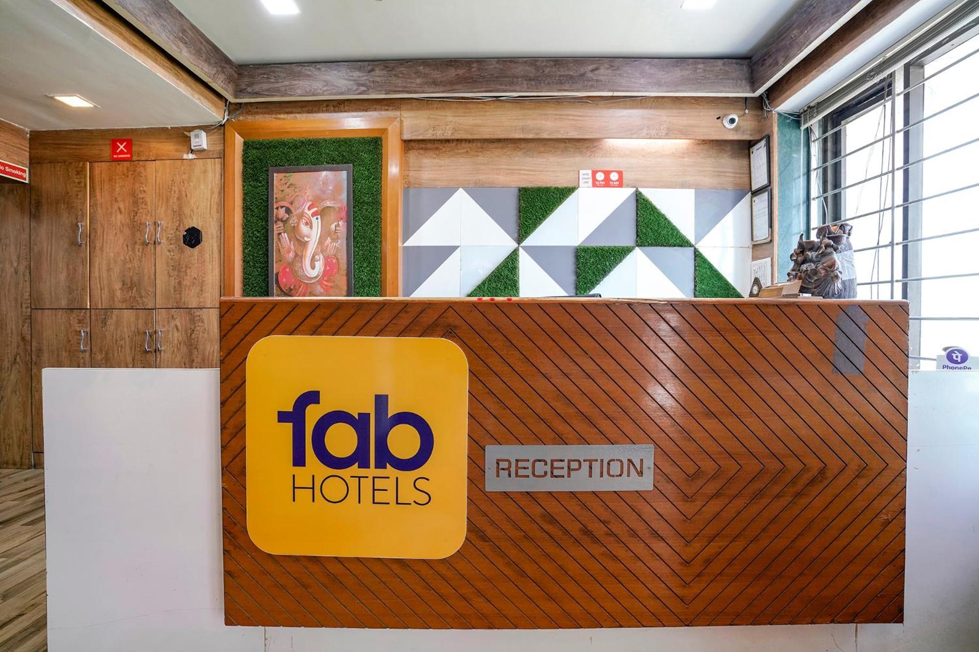 Fabhotel Galaxy I Ахмедабад Екстериор снимка